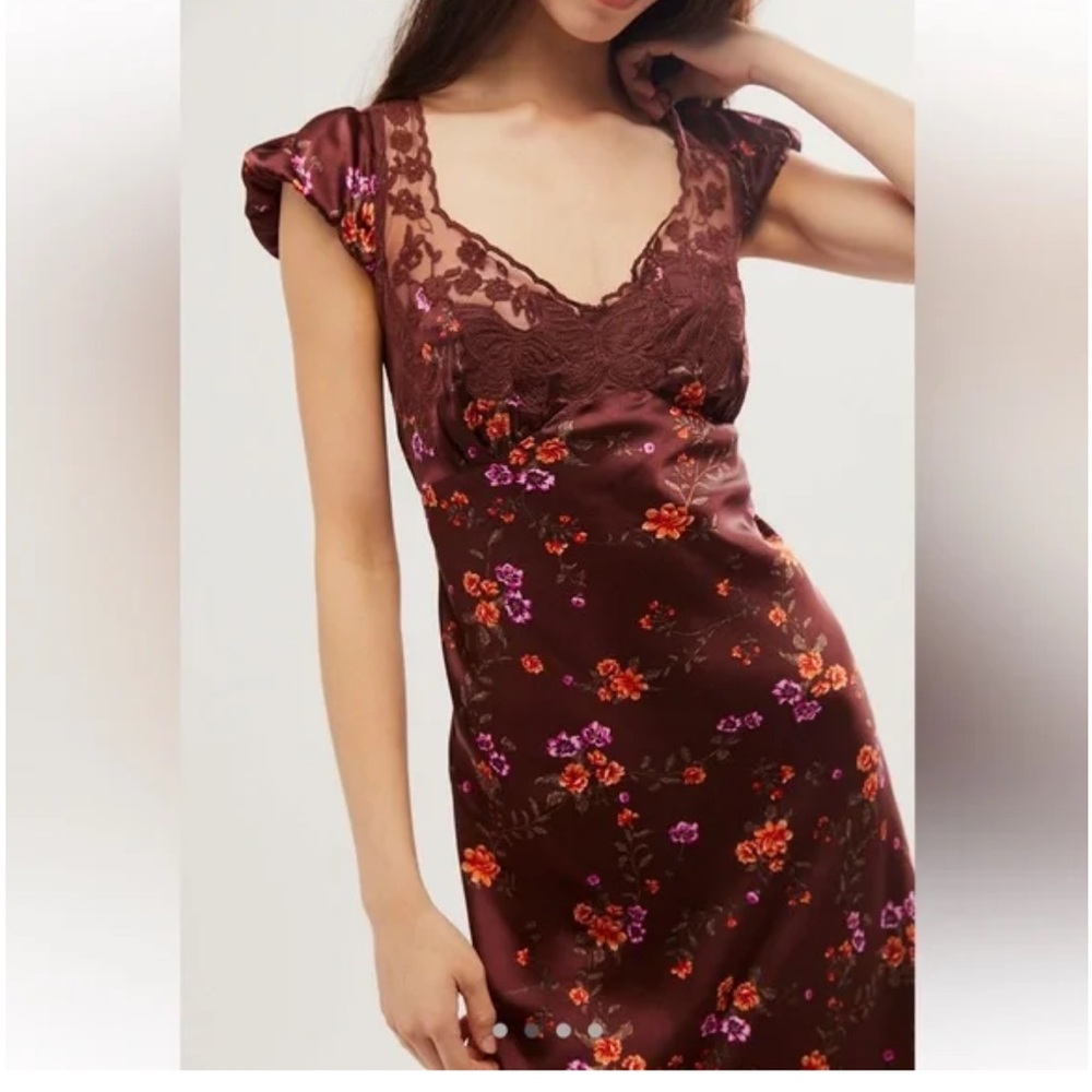 FREE PEOPLE 
Butterfly Babe Cutout Maxi Dress - Brown Combo
New with tags. - Picture 2 of 12